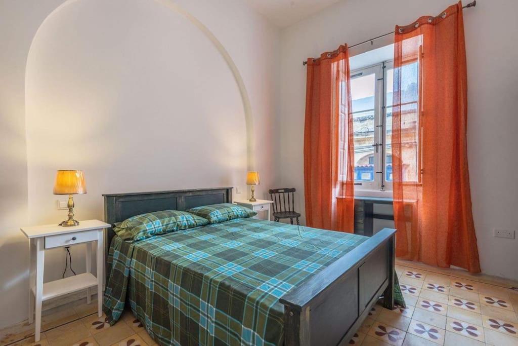 Spacious 4-Bedrooms Townhouse In Tas-Sliema Exteriör bild