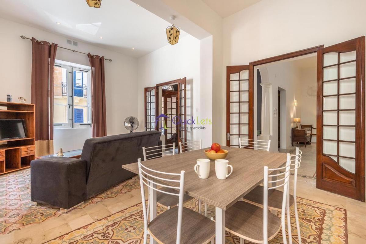 Spacious 4-Bedrooms Townhouse In Tas-Sliema Exteriör bild