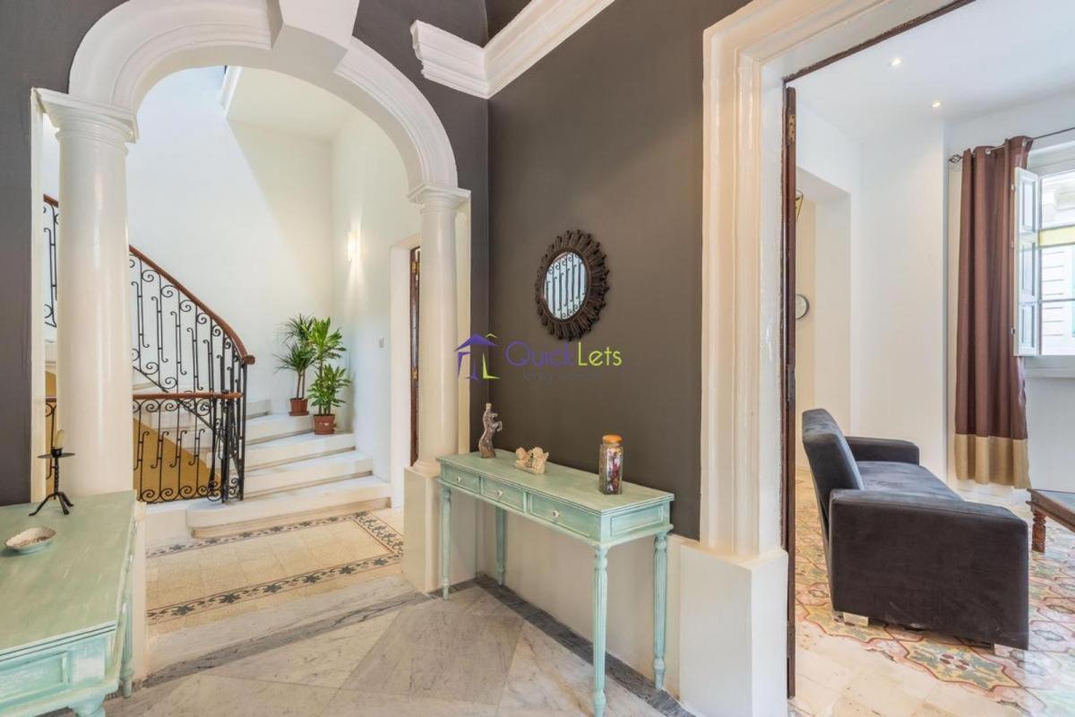 Spacious 4-Bedrooms Townhouse In Tas-Sliema Exteriör bild
