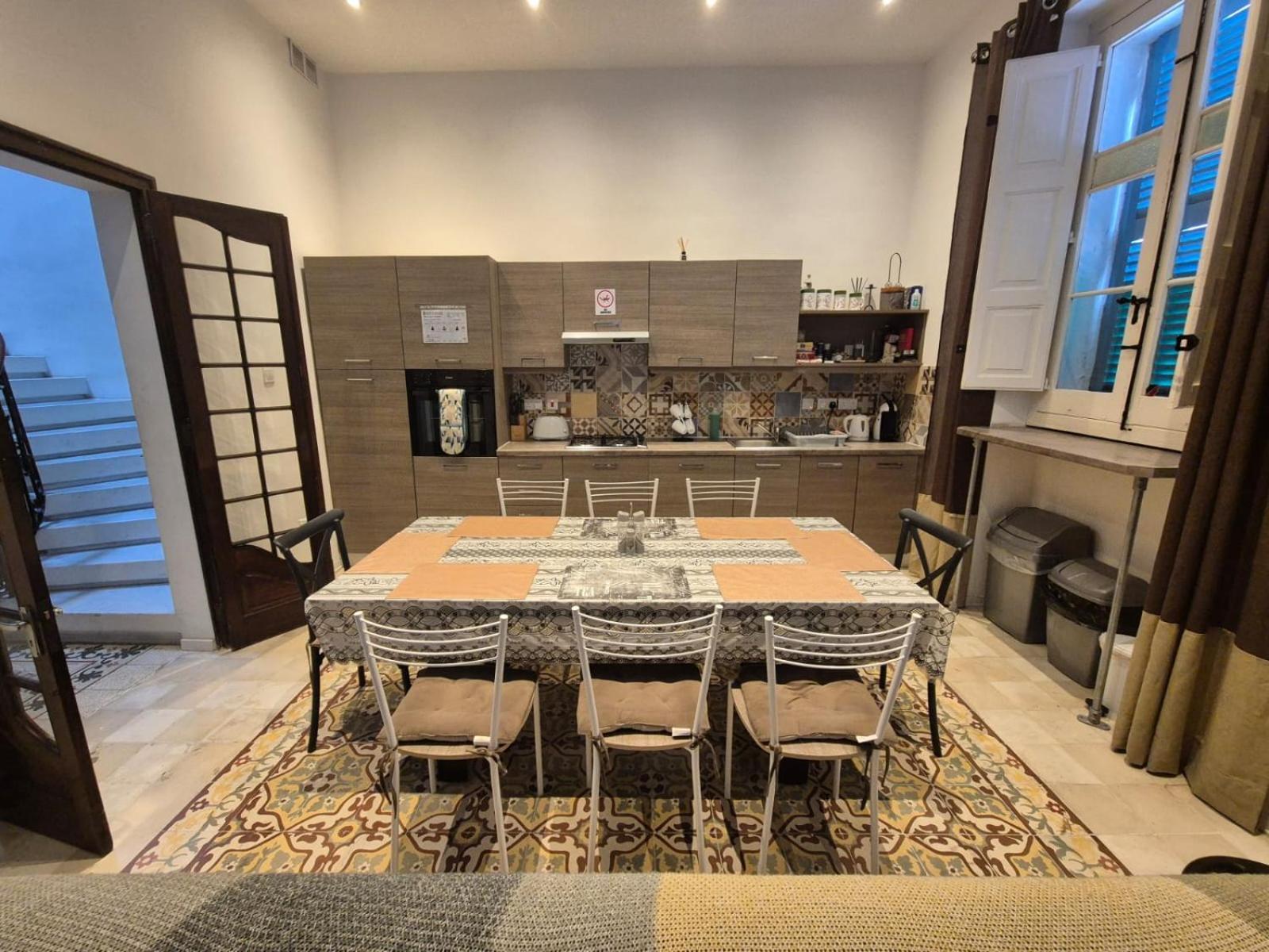 Spacious 4-Bedrooms Townhouse In Tas-Sliema Exteriör bild