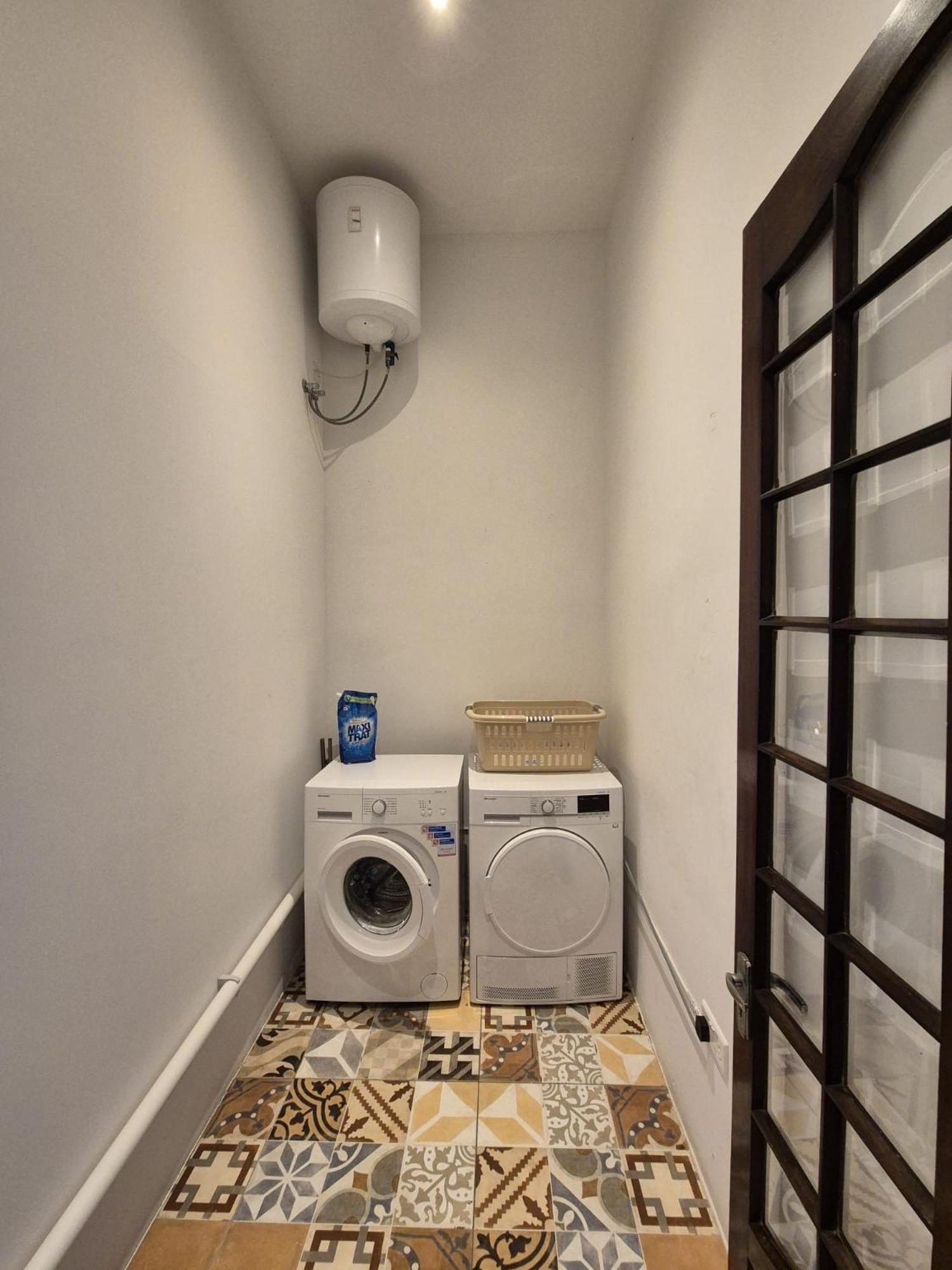Spacious 4-Bedrooms Townhouse In Tas-Sliema Exteriör bild